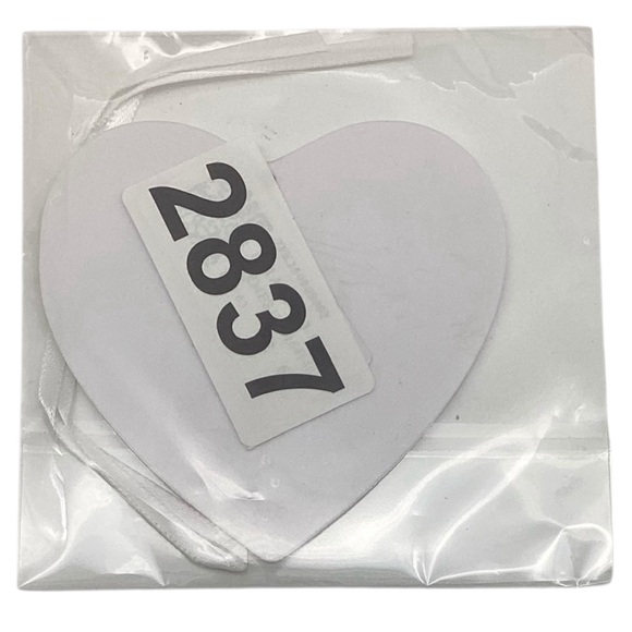 Heart Dog Wood Ornament (NWT) - Picture 6 of 10